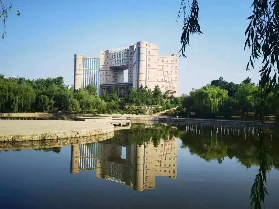 河南工程学院1