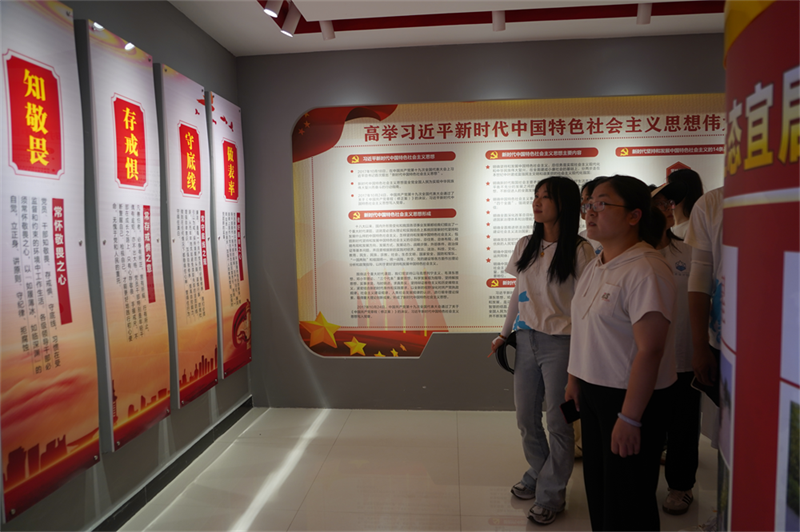 郑州航空工业管理学院3
