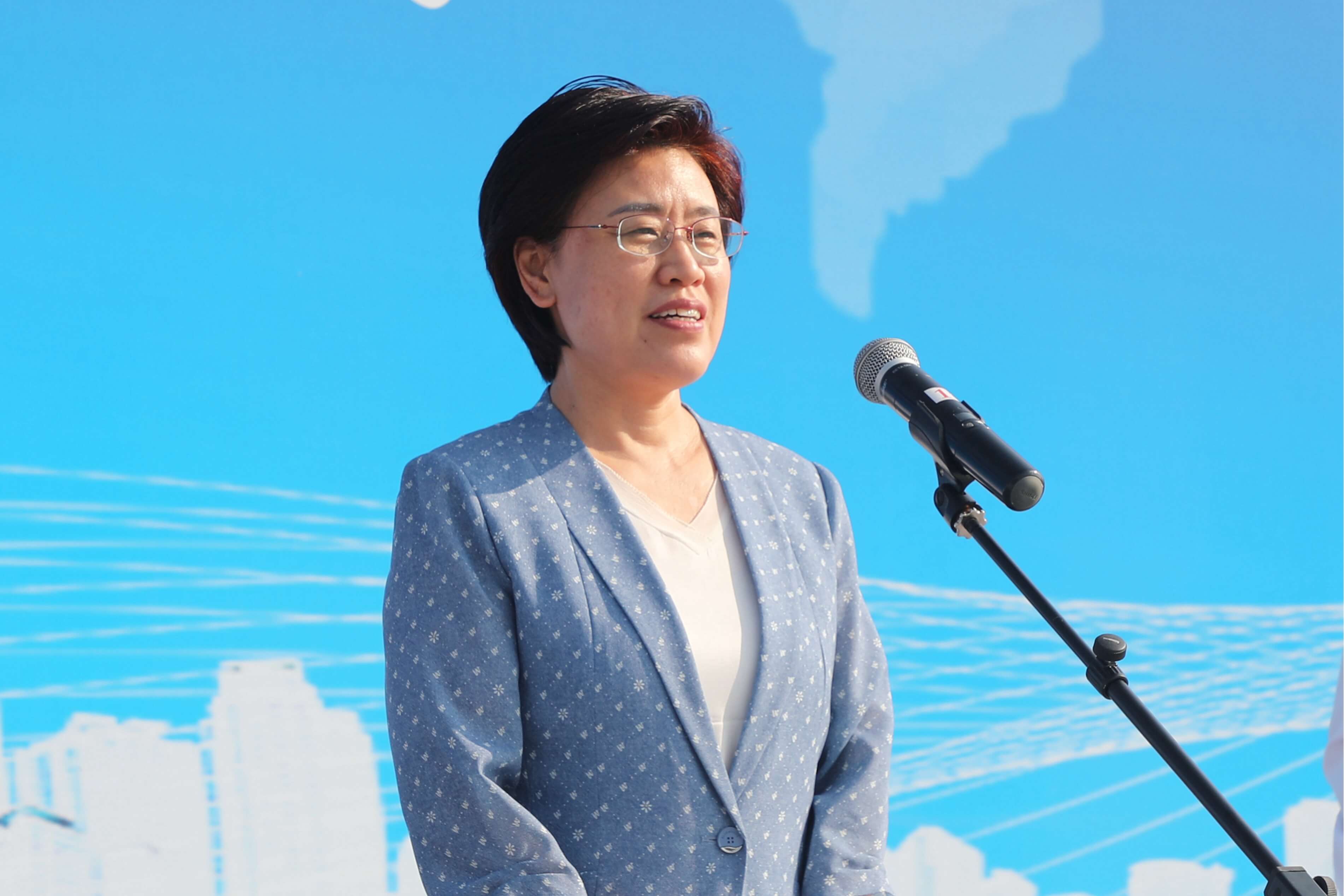 市委书记陈向平宣布项目开工(摄影陈留彪)