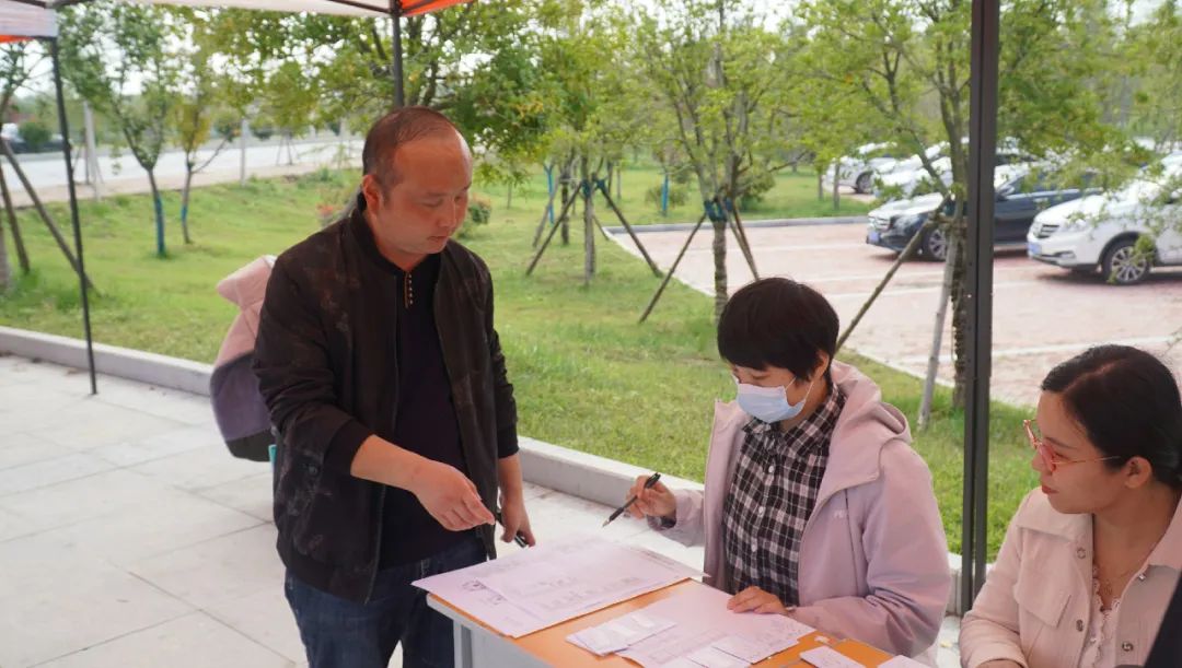 南阳工艺美术职业学院17
